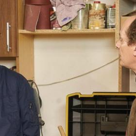 Bedřich neví, co si počít s novou situací. Neumí se vyrovnat s návratem Alice na erotickou linku, a navíc se od Dana dozví další věci, které ho rozhodně neuklidní.