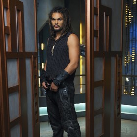 V seriálu Hvězdná brána: Atlantida se Momoa objevoval mezi roky 2005–2008. 