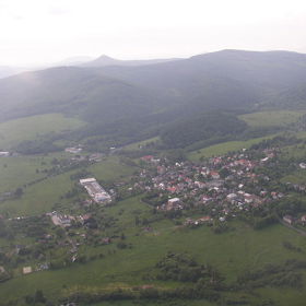 Lužické hory nabízejí úchvatný pohled i z kokpitu letadla.