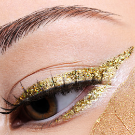 Velmi tenké obočí vypovídá o jemnosti, ale i nízké sebedůvěře a ctižádostivosti. Tito lidé se neradi dostávají do konfliktu.