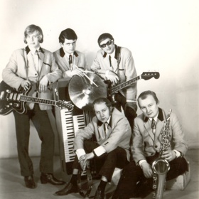 Jiří Schelinger se skupinou Majestic. Koncertovala ale také s Karlem Šípem nebo Františkem Ringo Čechem.