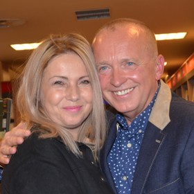 Nicol Lenertová tvořila na Nově dvojici s Karlem Voříškem. Takto na své angažmá zavzpomínali v roce 2019.