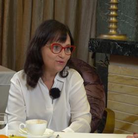 Alena jí například prozradila, jak se smířila s tím, že je její dcera lesbička.