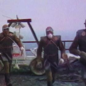 S odklízením grafitu měli pomoci japonští roboti. Kvůli vysoké radiaci ale selhali. 