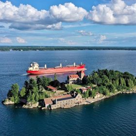 Nikde jinde byste podobnou stavbu nenašli.