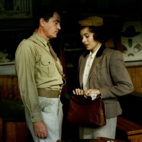 Uniforma, kterou nosí Jan Tříska, je smyšlená. V armádě bychom takovou nenašli.  