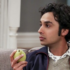 Kunala Nayyara znají všichni jako astrofyzika Rajeshe ze sitcomu Teorie velkého třesku.