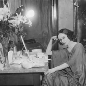 Ruská primabalerína Anna Pavlovová patří mezi největší ikony světového baletu 20. století. Ale také mezi nejkrásnější ženy. Její fotografie vznikla v roce 1910. 