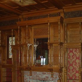 Panství je plné krbů, našli byste jich zde přesně 45.