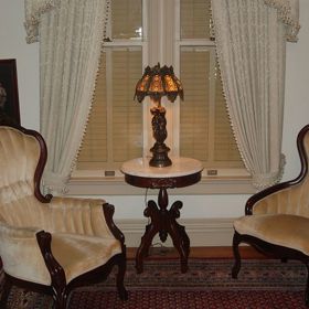 Některé části domu vypadají zcela normálně...