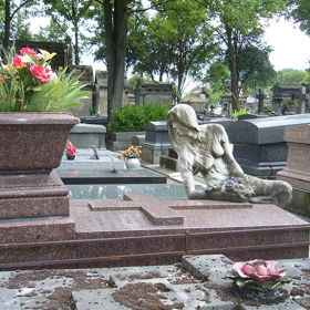 Cléo de Mérode zemřela ve věku 91 let. Její hrob se nachází na pařížském hřbitově Père-Lachaise.