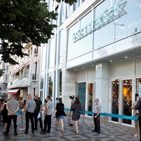 Otevření Primarku v Praze provázely obrovské fronty.