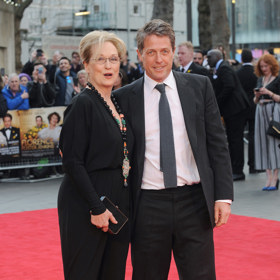 Na londýnskou premiéru filmu Božská Florence oblékla Streep overal od Michaela Korse.