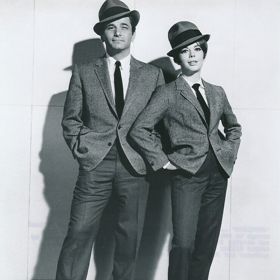 V soukromí byl závislý na nevěře. První žena od něj utekla, ta druhá zůstala. Měli však italskou domácnost.