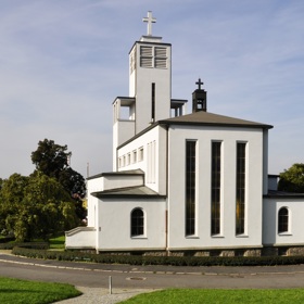 Libuše Šafránková žila dlouhá léta na pražském Spořilově a v oblibě měla i místní kostel sv. Anežky České. Právě ten byl místem posledního veřejného rozloučení se slavnou herečkou. 
