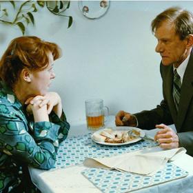 Nedbá ani na zdravé jídlo. Čeká jej tak další infarkt...