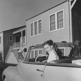 V soukromí se dokázala se svým zdravotním stavem poprat. Koupila si speciálně upravené auto...