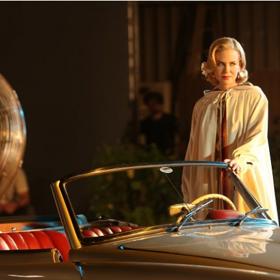 Hudbu k filmu nahrál Pražský symfonický orchestr.