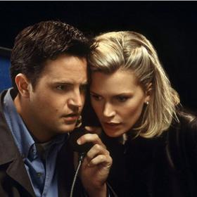 Úspěchu komedie Můj soused zabiják si všiml i indický Bollywood, a proto zde vznikl neoficiální remake s názvem Awara Paagal Deewana.