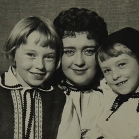 Kateřina Macháčková se svou maminkou a sestrou.