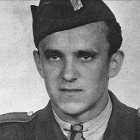 Skutečný král Šumavy, převaděč Josef Hasil, nebyl nikdy polapen. 