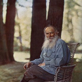 Především byl ale velký pokrytec. Kázal vodu a pil víno. 