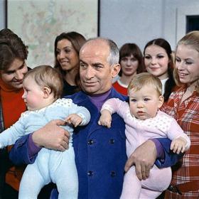 Práce s dětmi byla na natáčení komedie Piti Piti Pa velmi náročná. Nejlépe to s nimi prý uměl hlavní hrdina. Na place tak zastával rovněž povinnosti chůvy.