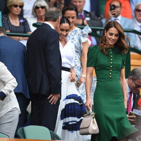 Na předloňském Wimbledonu představila Kate kabelku značky Dolce & Gabbana.