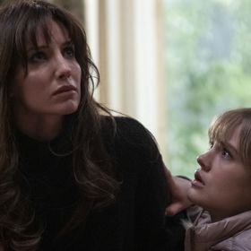 Tentokrát si ovšem vybral trochu jinou látku a jeho fanoušci možná budou překvapení, jak moc odkazuje třeba na staré italské horory.