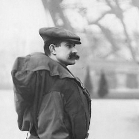 Franz Reichelt snil o tom, že vymyslí funkční a bezpečný padák.