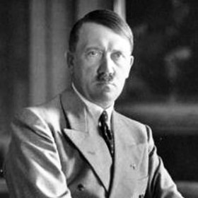 Adolf Hitler se moci oficiálně ujal 30. ledna 1933, kdy byl tehdejším německým prezidentem Paulem von Hindenburgem dosazen do funkce říšského kancléře. 
