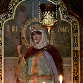 Poté se však začala věnovat bohulibé službě - stavbě kostelů a přesvědčování poddaných, aby vstoupili do pravoslavné církve.