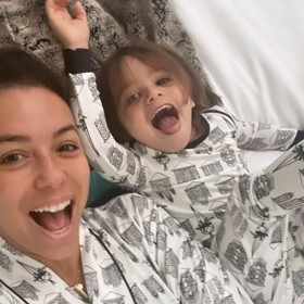 Další sladěné lenošení.
