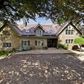 Současní majitelé jej od prince Charlese koupili před téměř 30 lety.