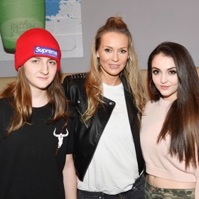 Z předchozího vztahu má Martina Gavriely dvě děti - syna Antonia a dceru Jessicu.