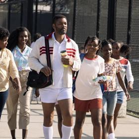 Drama Král Richard: Zrození šampiónek pojednává o Richardovi Williamsovi, který má o budoucnosti svých dcer Venus a Sereny jasnou představu.
