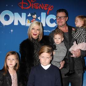 Kromě Stelly (vlevo) se Tori kdysi kvůli šikaně postavila i za nejstaršího syna Liama (vpravo dole). Spolužáci si z něj utahovali kvůli rozložité postavě. I on podobně jako jeho sestra v důsledku toho trpěl bolestmi hlavy a břicha.