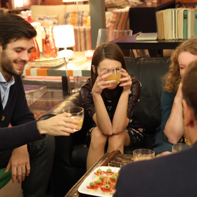 Jenže pak Ota zamíchá do punče svou tajnou ingredienci...