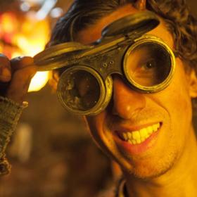 Čertí brko: Neobyčejné čertí brko má tuze vzácnou vlastnost. Umí zapisovat lidské hříchy. V jedné pekelné pobočce už ale dosloužilo, a tak je potřeba dodat nové. To má doručit trošku zmatený čert Bonifác, kterého na cestě stihne nejedna trampota.