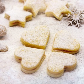 Linecké cukroví se v průběhu stovek let stalo tradičním symbolem Vánoc.