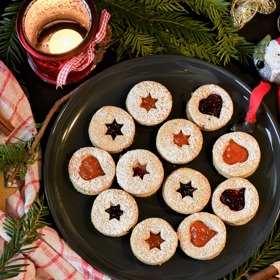 A ve vrchní části je potřeba nechat takzvané linecké oči.