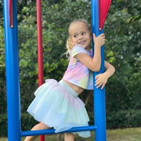 Lucy Iglesias je opravdu krásná holčička. Komu se více podobá? Tátovi, nebo mámě?
