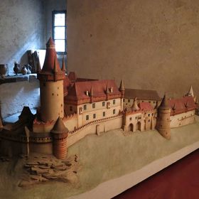 Takto vypadal hrad Křivoklát ve středověku.