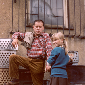 Michaela Kudláčková je známá také jako dětská herečka. Ztvárnila třeba hlavní hrdinku filmu Veronika, prostě Nika (1980).