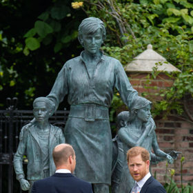 Harry podle všeho trpěl tím, že nikdy nebude mít nárok na trůn.