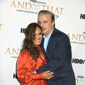 Chris Noth a Tara Wilson se vzali v roce 2012. Mají spolu dva syny.