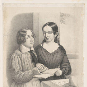 Laura Bridgman, která je považovaná za první hluchoslepé dítě s jazykovým vzděláním ve Spojených státech, je zachycena s Oliverem Caswellem. Na obrázku z roku 1844 čte "hmatová" písmena v knize.