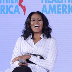 Michelle ráda vyjíždí na diskuze po celé zemi. Velké popularitě se těší její kniha Můj příběh, o které s lidmi neváhá dlouze hovořit.