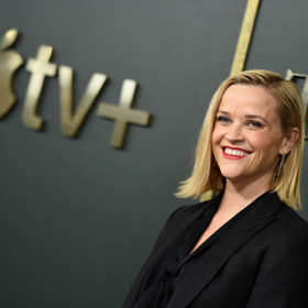 Na svém instagramovém profilu se dokonce ptá: "V jednu chvíli tancujete, ve druhé se cpete dortem. Proč se tohle pořád děje?"