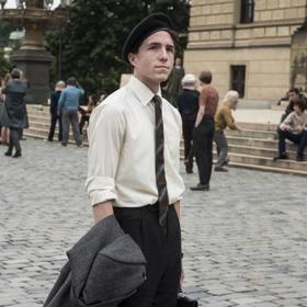 Jan Palach: Mladý student se 16. 1. 1969 na protest proti sovětské okupaci polil hořlavinou a zapálil. Tímto aktem chtěl probudit lidi z letargie...